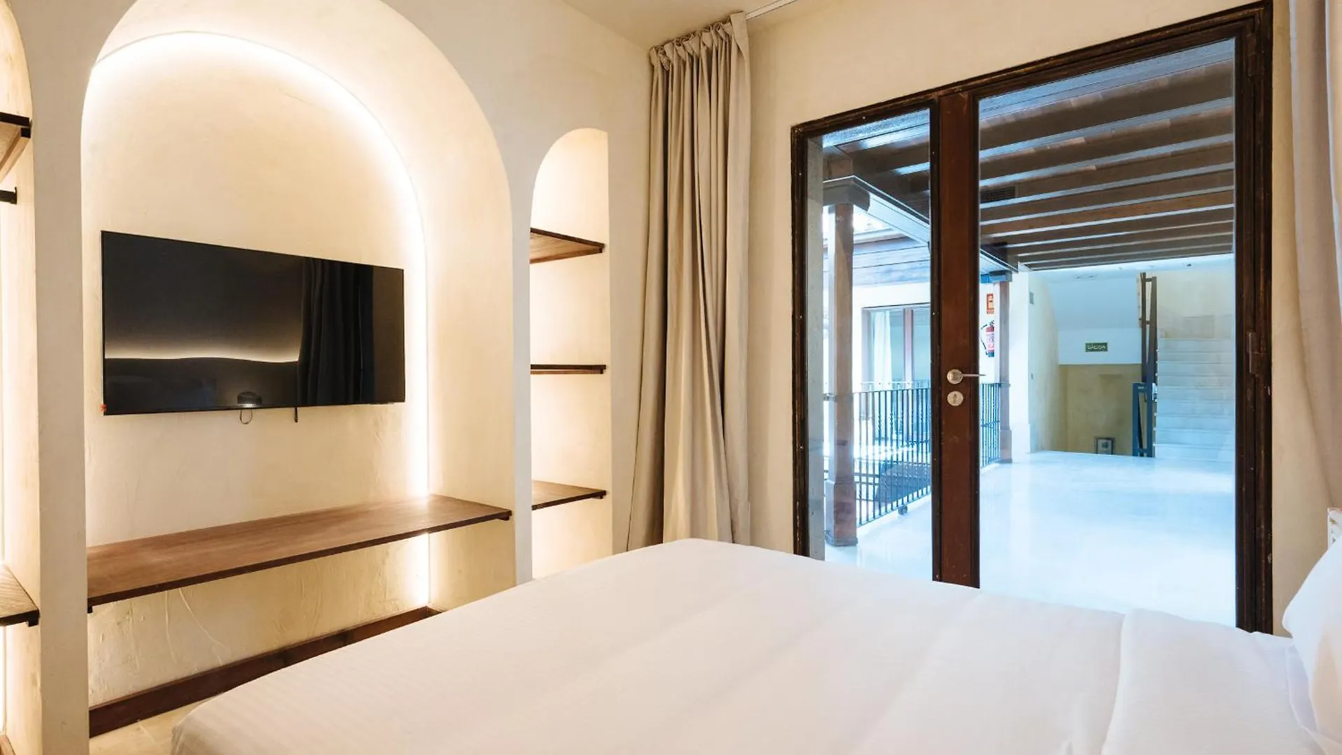 Apartamentos La Vistosona Sevilla 0*,  Spanien