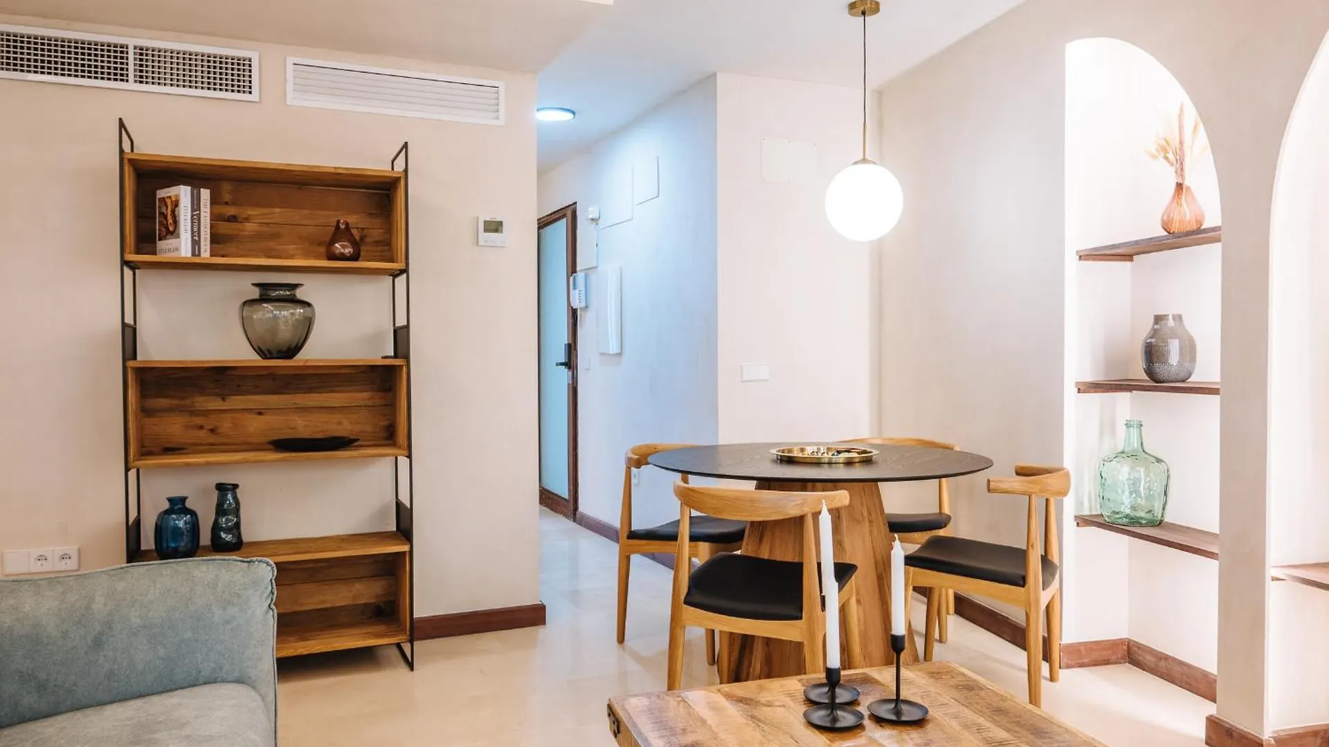 Apartamentos La Vistosona Sevilla 0*,