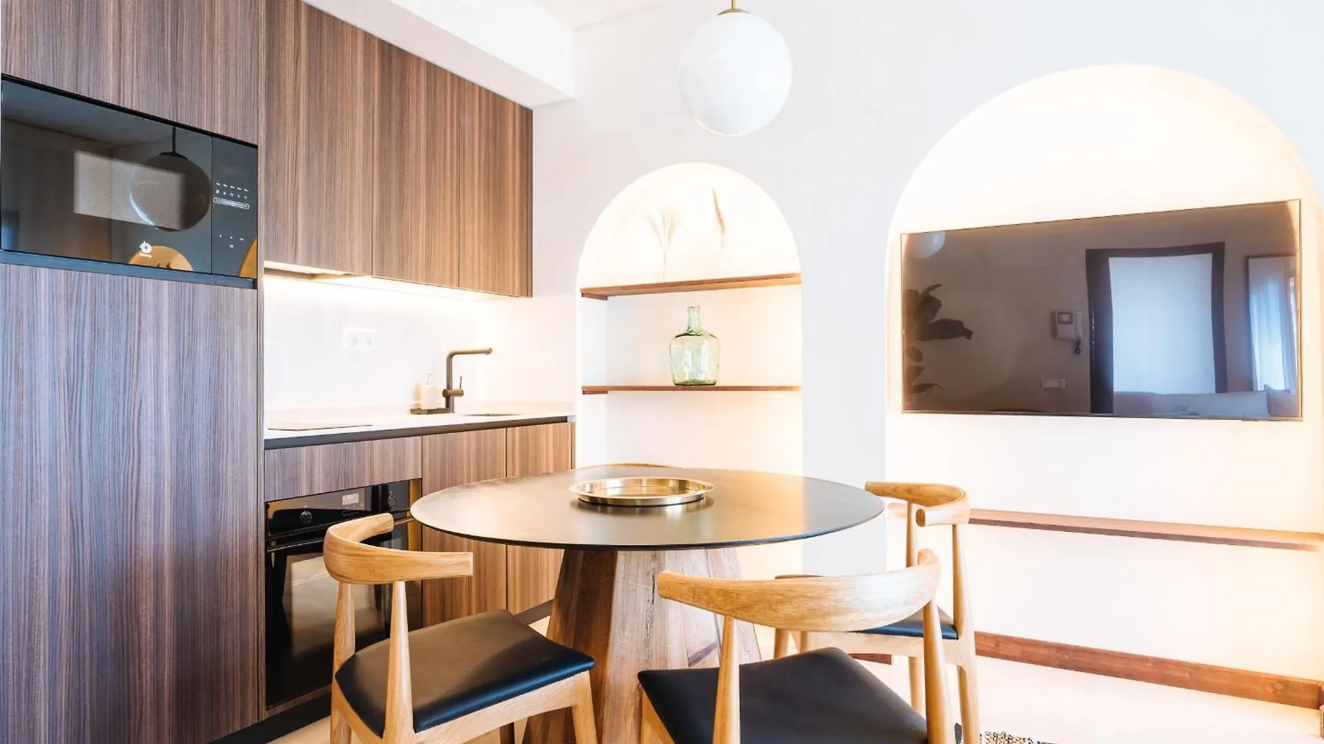 Apartamentos La Vistosona Seville Apartment